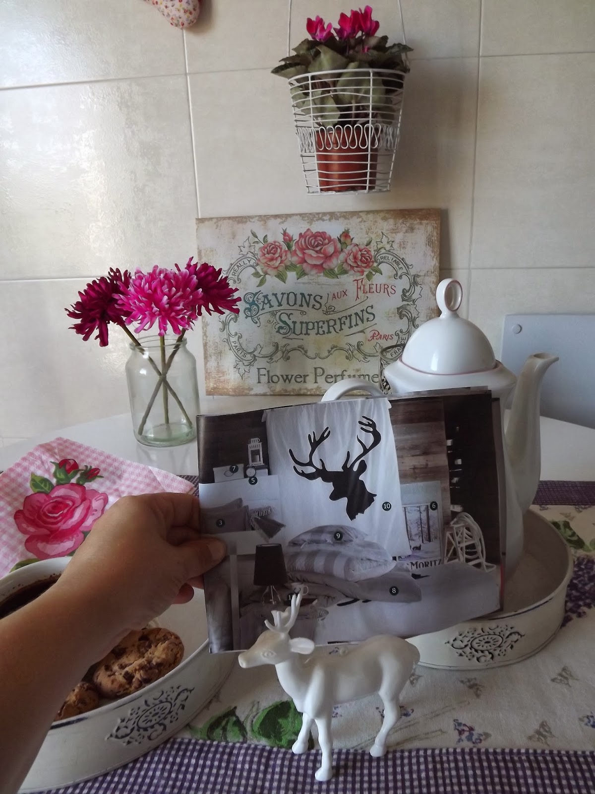 Un vergel en la ciudad Desayuno, renos, inspiración y flores...