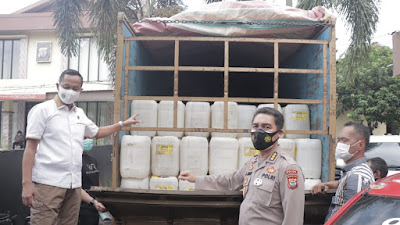 Polda Sulut Gagalkan Penyelundupan Ribuan Liter Cap Tikus ke Papua Barat