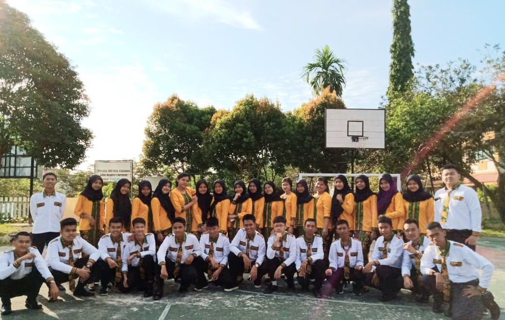 Usaha Perjalanan Wisata Usaha Perjalanan Wisata SMK Usaha