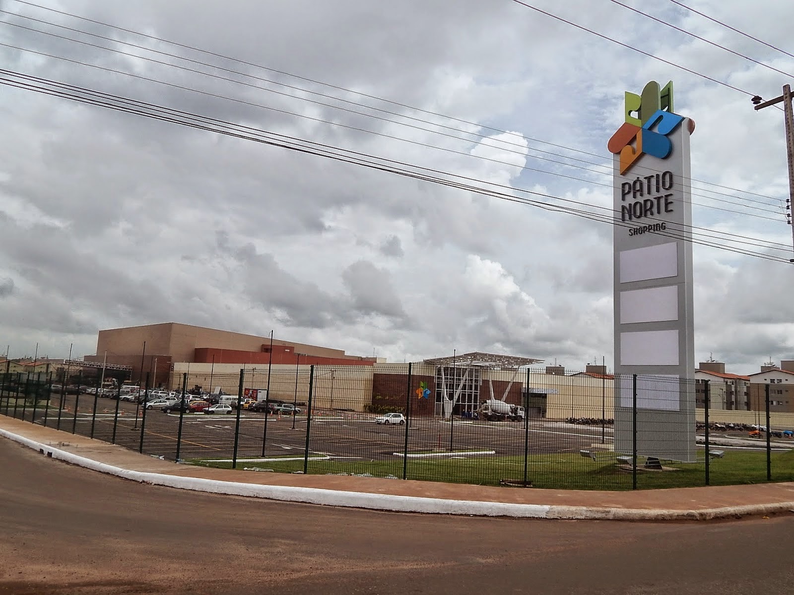 O mais novo shopping da Ilha de São Luís, o Pátio Norte Shopping, inaugurou, hoje as 16 horas na