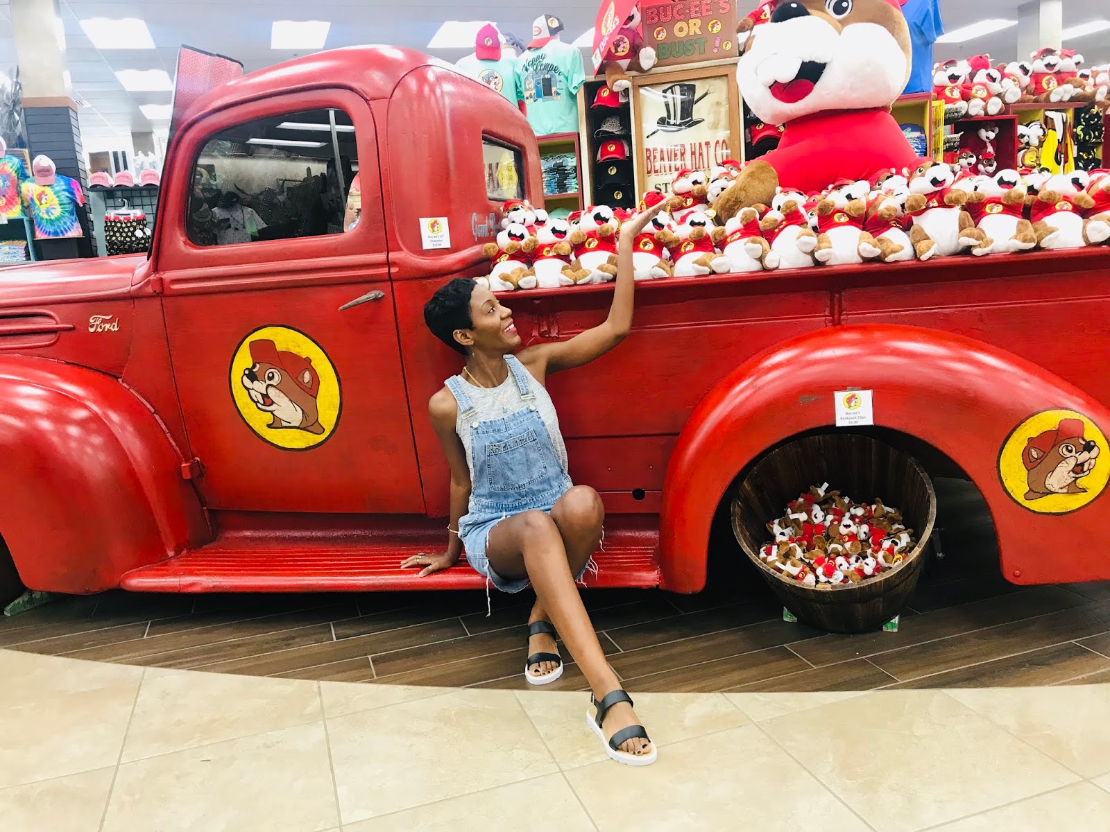 My FIRST Trip To Buc-ee's Beaver Store: Fun, Food, Shopping And A Good Ole' Time! My FIRST Trip To Buc-ee's Beaver Store: Fun, Food, Shopping And A Good Ole' Time!