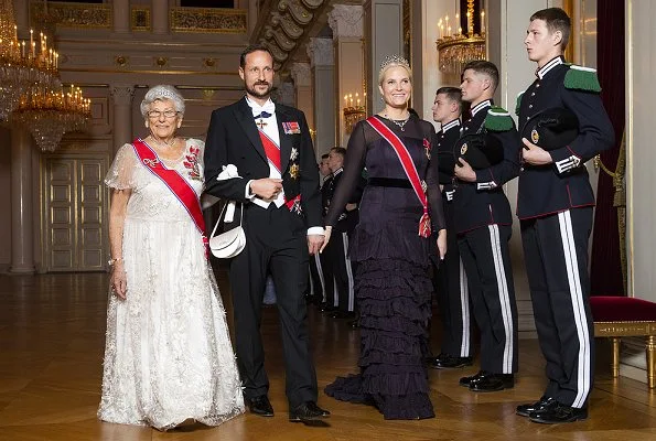 Crown Prince Haakon, Crown Princess Mette-Marit and Princess Astrid attended the gala dinner. Diamond tiara, diamond earrings and necklace