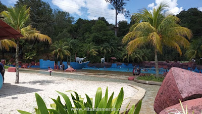 bercuti laketown tarikannya buatan ombak pantai