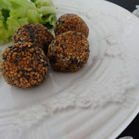  Almôndegas de atum e curgete no forno