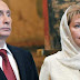 Η πρώην σύζυγος του Βλαντιμίρ Πούτιν ξαναπαντρεύτηκε -Κούκλος, 21 χρόνια νεότερος [εικόνες] 