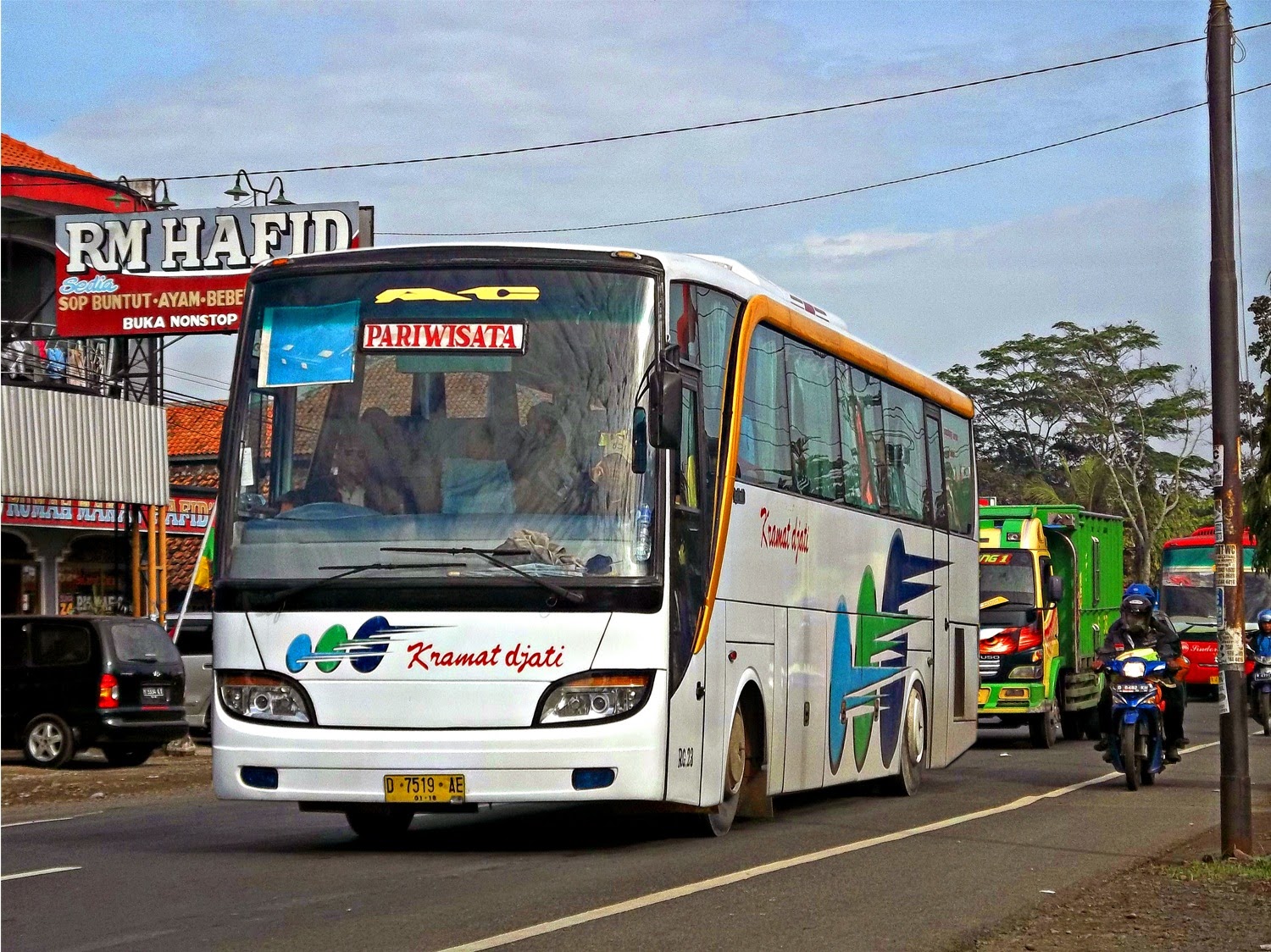 Limited Ceper Bus PLAT R