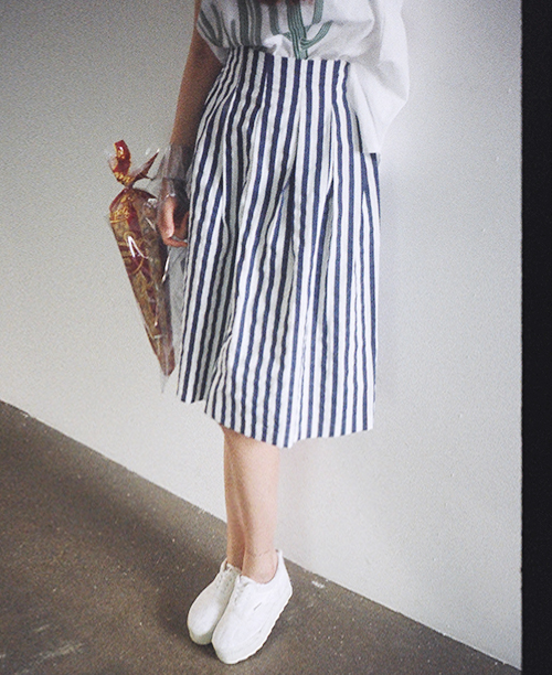 [Stylenanda] Back Banded Stripe Pleated Skirt | KSTYLICK - Latest