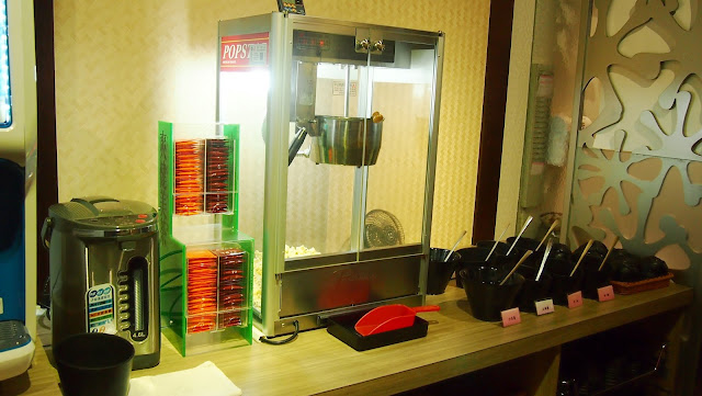 中永和火鍋 宵夜 團體聚餐推薦 李白湯鴛鴦鍋 原味純粹豚骨湯 老四川麻辣 【新北市永和區/捷運頂溪/火鍋】