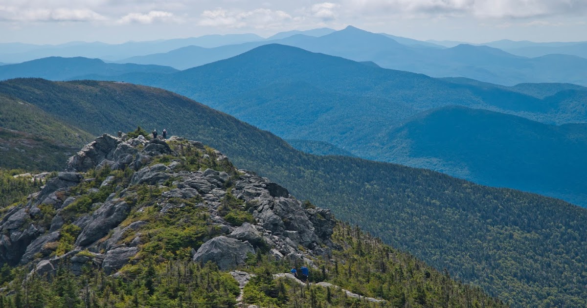 Hiking Shenandoah Mount Mansfield from Toll Road