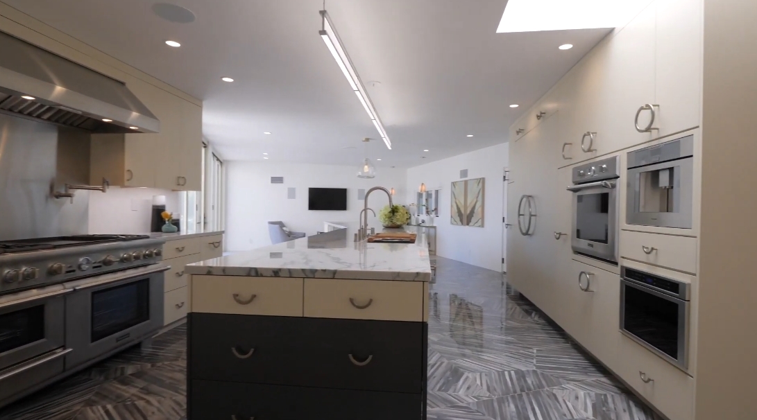 47 Interior Design Photos vs. 141 Ashdale Ave, Los Angeles Luxury Home Tour