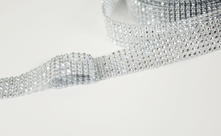 Ben Franklin Crafts and Frame Shop: Decorating with Faux Diamond Trim