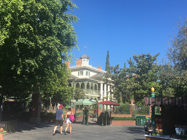 Haunted Mansion New Orleans Square Disneyland