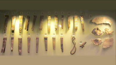 Серебряные украшения викингов, датируемые началом 10 века. Оценка сокровища в £45,000 тыс. фунтов стерлингов...