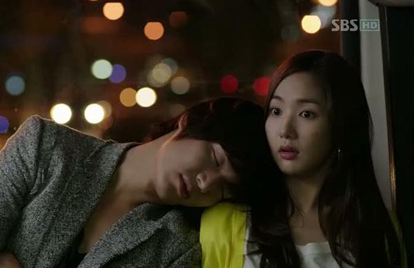 ASLAN: Lee Min Hoo - English Assignment (Igretia Diffa)