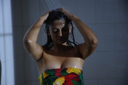Anuhya Reddy In Towel Spicy Pictures Hot Photo City