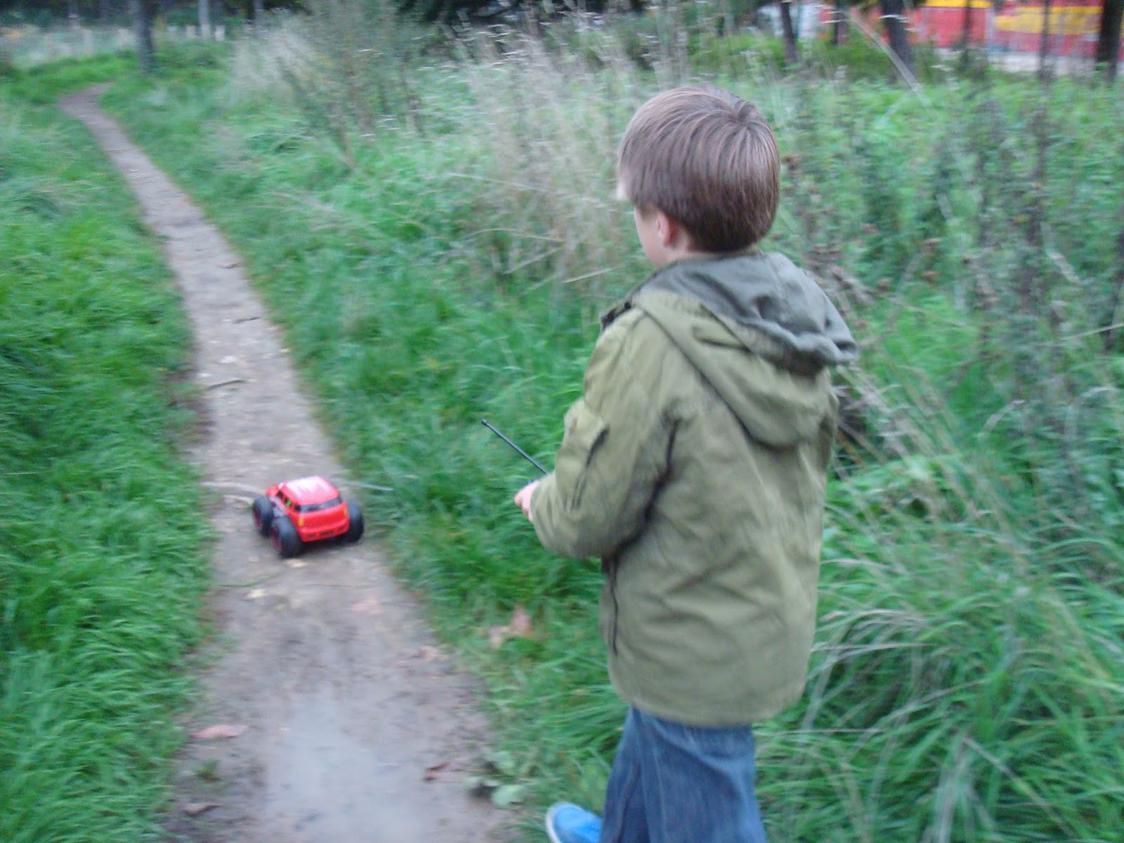 voiture exost aqua cyclone