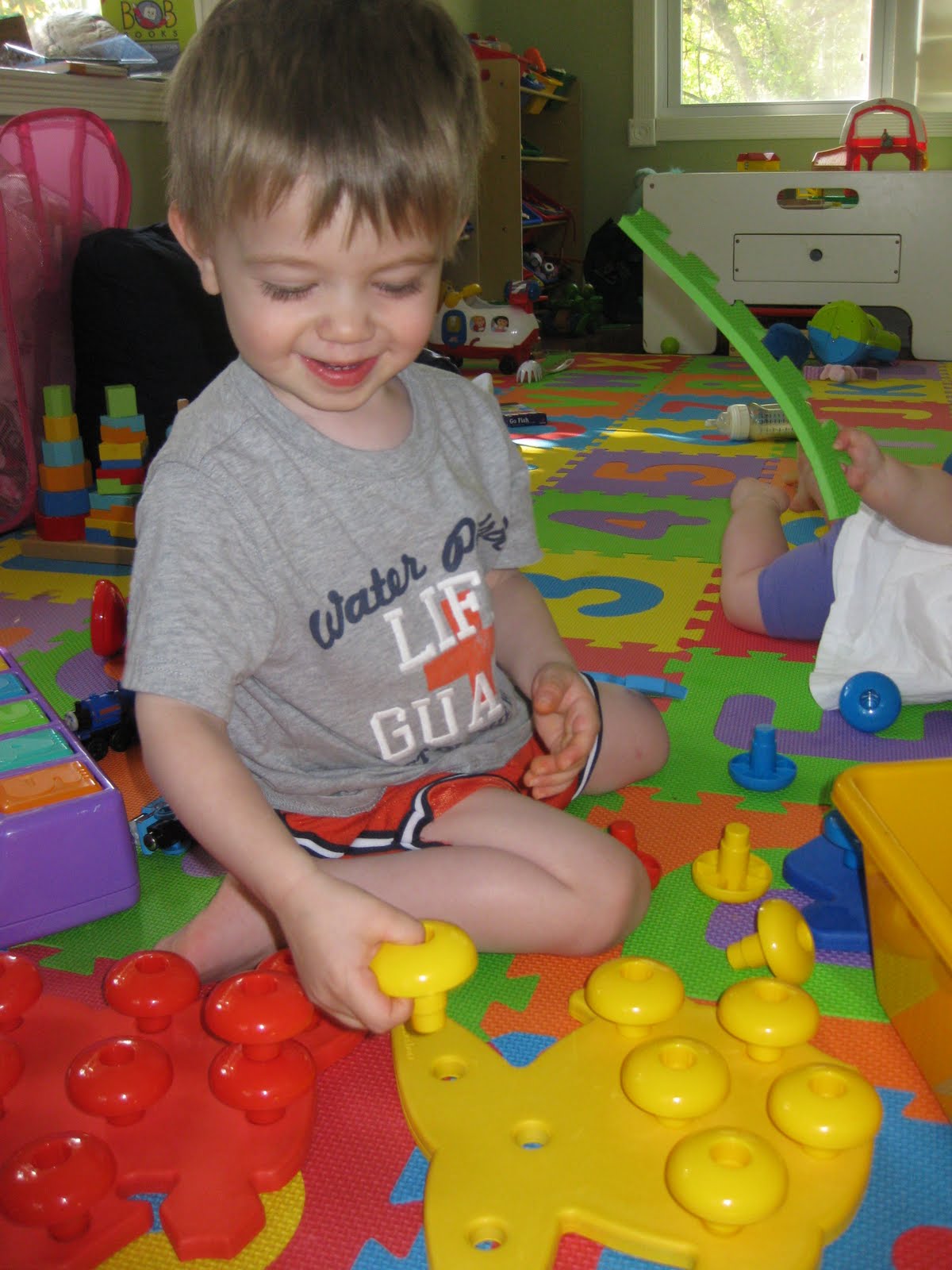 Nursery Rhymes and Fun Times: f is for fish- books + activities