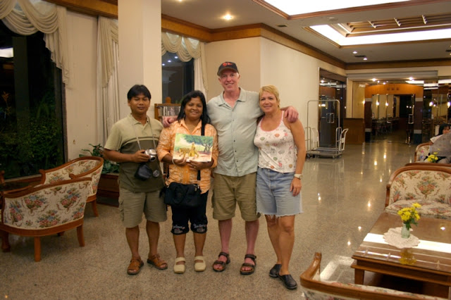 Saying good bye to our Thailand friends Siriwan and our BEST driver Supra!