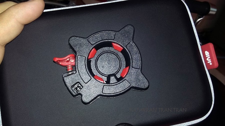 BMW f800GS. Trail Forever. Porta GPS Universal Givi s954b