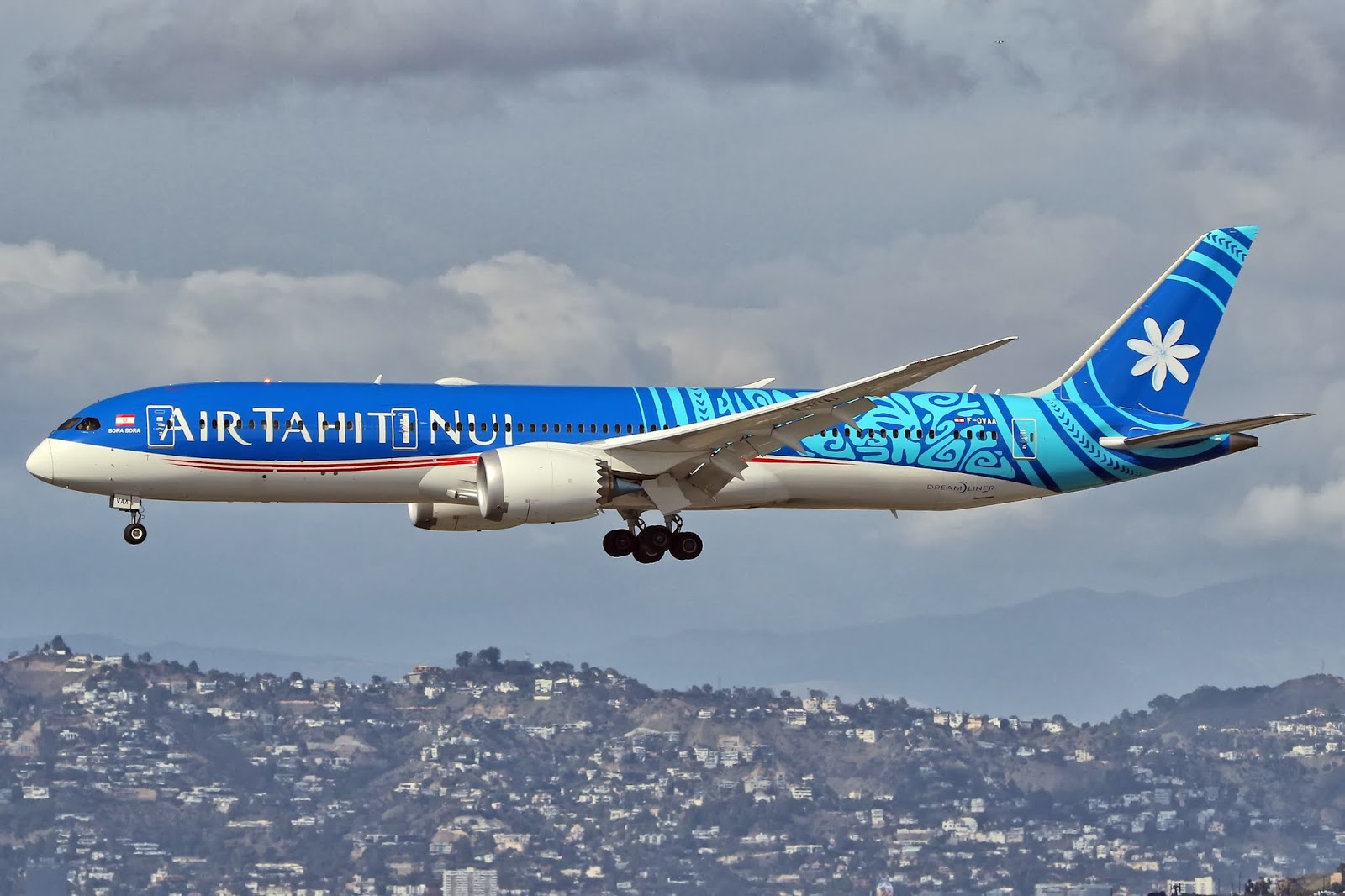 Aero Pacific Flightlines Air Tahiti Nui Boeing 7879 (62710/847) F