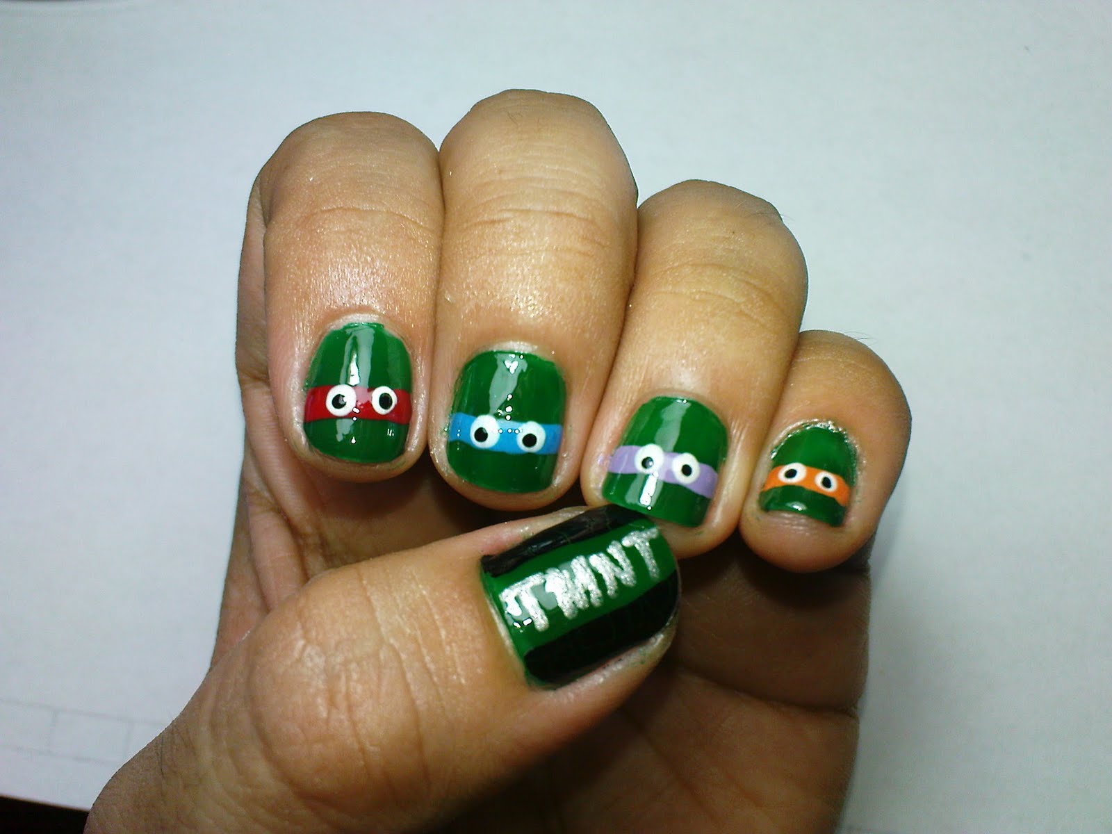 2,000+ Ways to Create TMNT Nail Art - wide 1