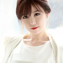 Lee Eun Hye &ndash; Three Studio Sets Foto 17
