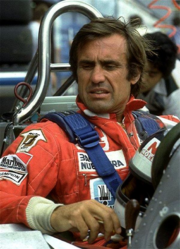 CARLOS ALBERTO REUTEMANN.