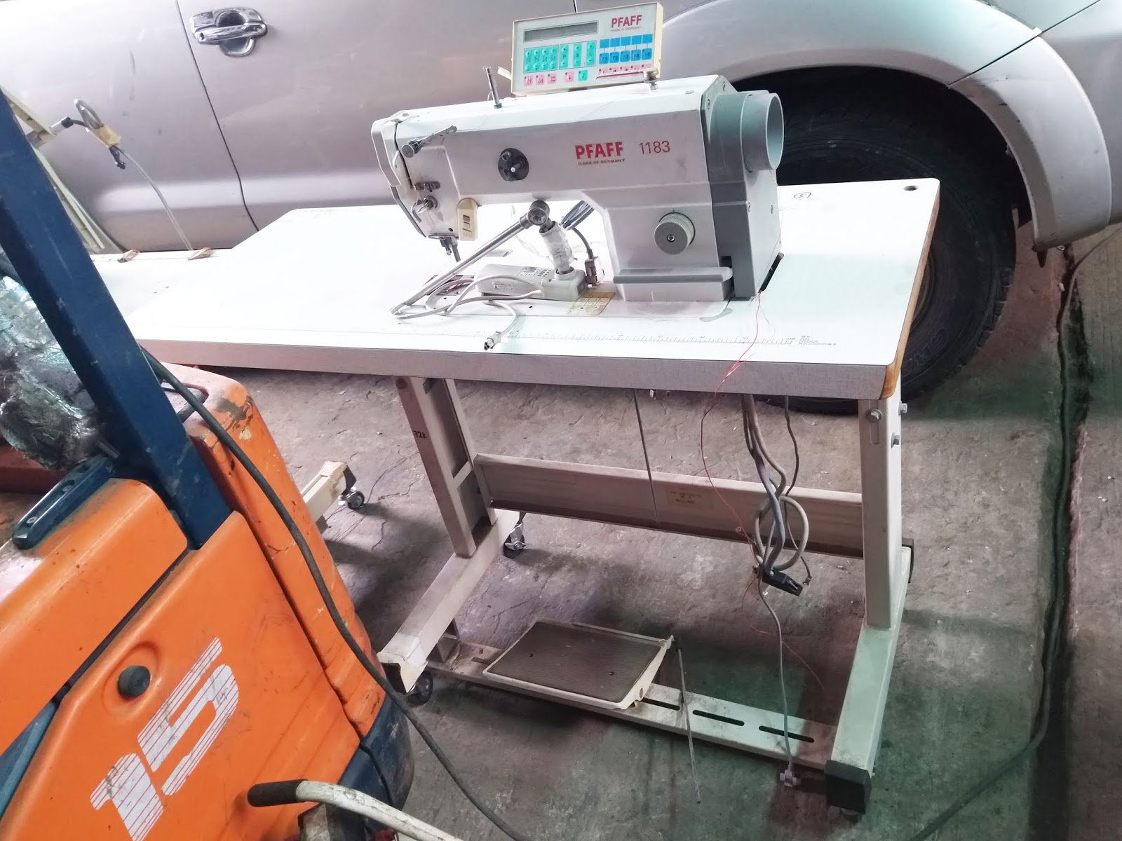 Products Pfaff 1183 Industrial Sewing Machine