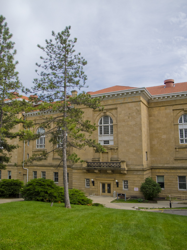 Wisconsin Explorer: The Trees of the UW Campus
