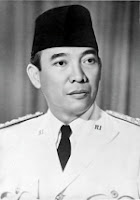 Soekarno lahir di Surabaya pada tahun 1901 dengan nama lahir Kusno.