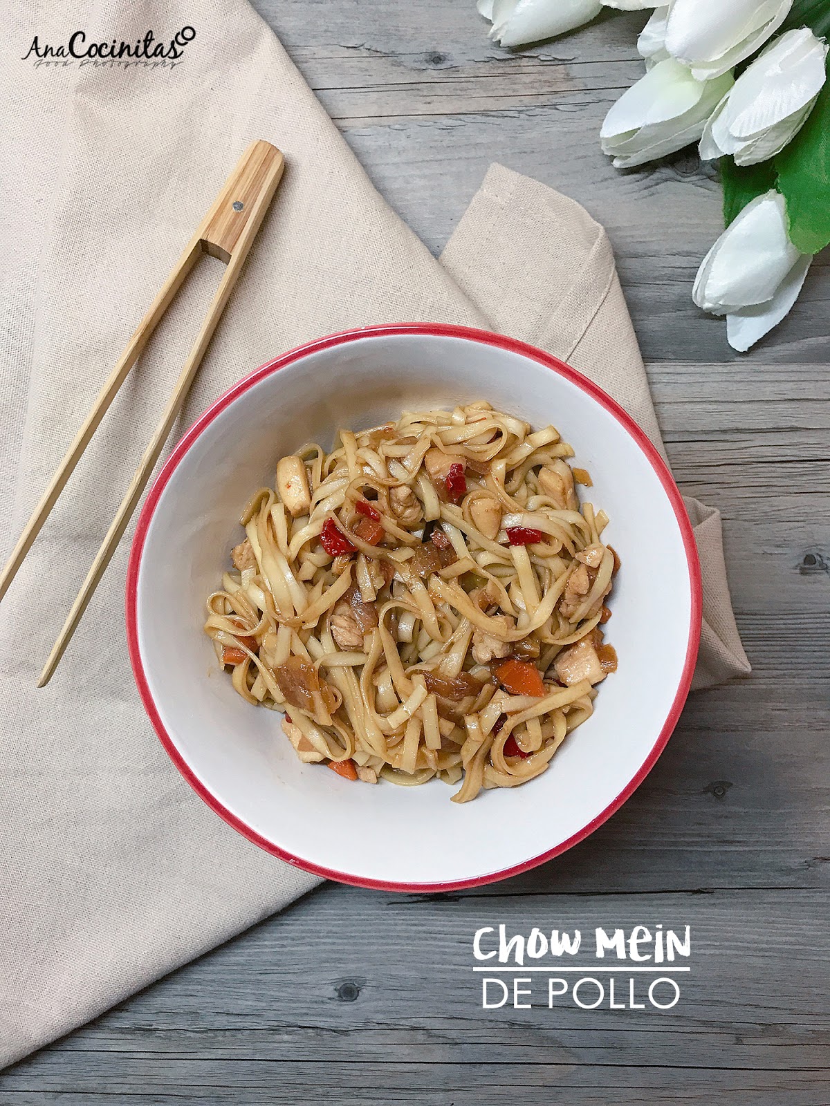 Chow Mein de Pollo
