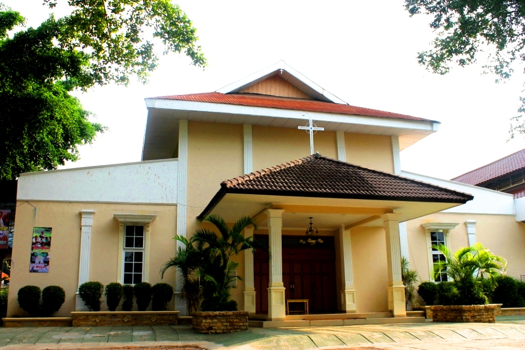 Fotografi Gereja Katolik di Indonesia: Gereja Katolik Kristus Raja