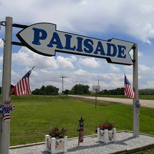 Cheap Nebraska Homes 102 S Vennum St Palisade, NE 69040