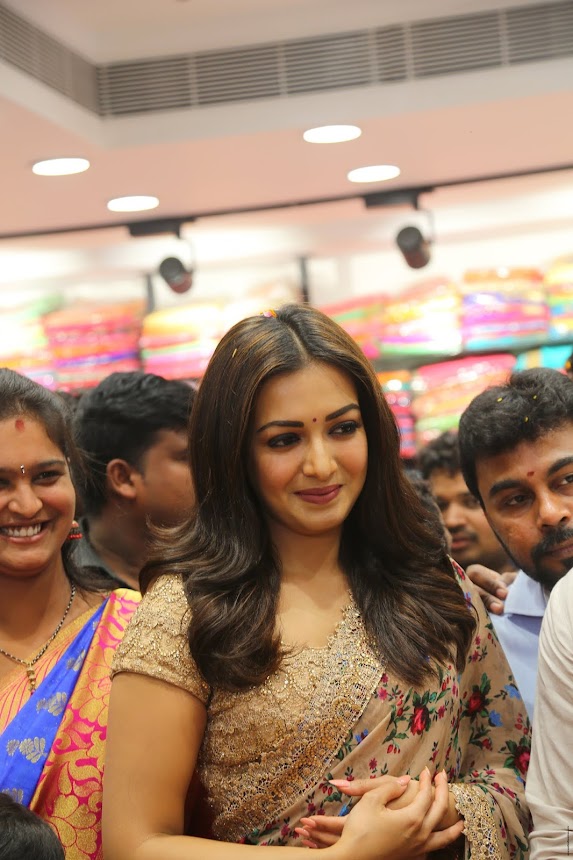 Catherine Tresa at KLM Fashion Mall Opening