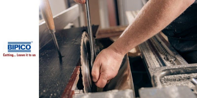 Why Is It necessary To Get The Circular Saw Blades Replaced?
