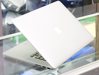 MacBook Pro Retina Core i7 ( 15-Inch ) Late 2013