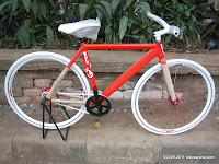 Made-to-Order Sepeda Fixie United Soloist 7 Alloy Frame 700C