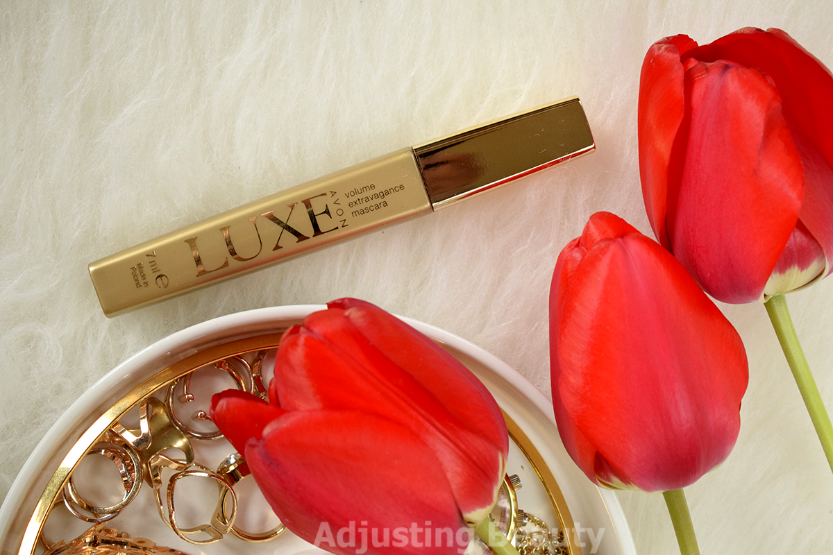 Review: Avon Luxe Eyeshadow (Glamorous Roses), Eyeliner (Grey Strut ...