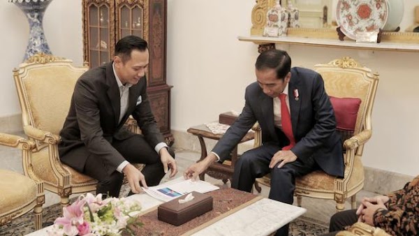 Saling Akomodir, Jokowi Diyakini Akan Angkat AHY Jadi Menteri