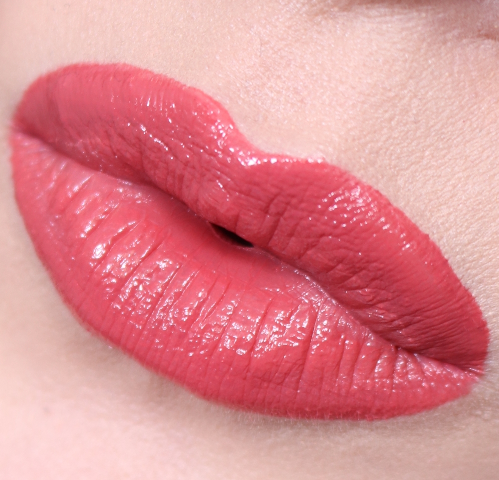 MacKarrie Beauty Style Blog: MAC Patent Paint Lip Lacquer Lacquered Up