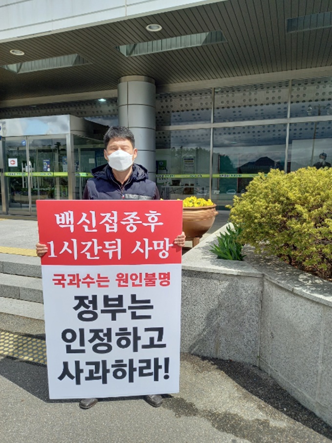 이 이미지는 대체 속성이 비어있습니다. 그 파일 이름은 1.jpg입니다