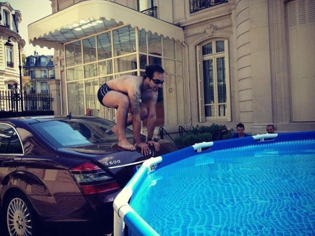 شاهد الرفاهية عند بشار الأسد ورفقائه السياسيين في سياراتهم الفاخرة وهم يتمتعون بوقتهم خارج سوريا (24 صورة) شاهد الرفاهية عند بشار الأسد ورفقائه السياسيين في سياراتهم الفاخرة وهم يتمتعون بوقتهم خارج سوريا (24 صورة)