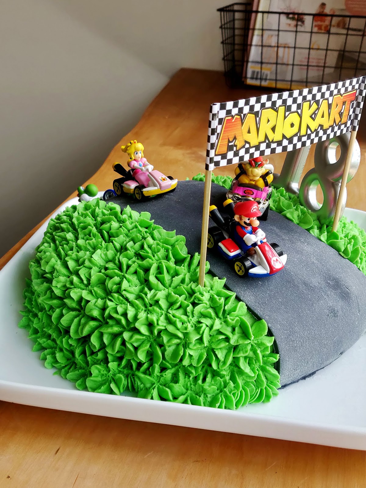 Easy Mario Kart Cake! PaisleyJade