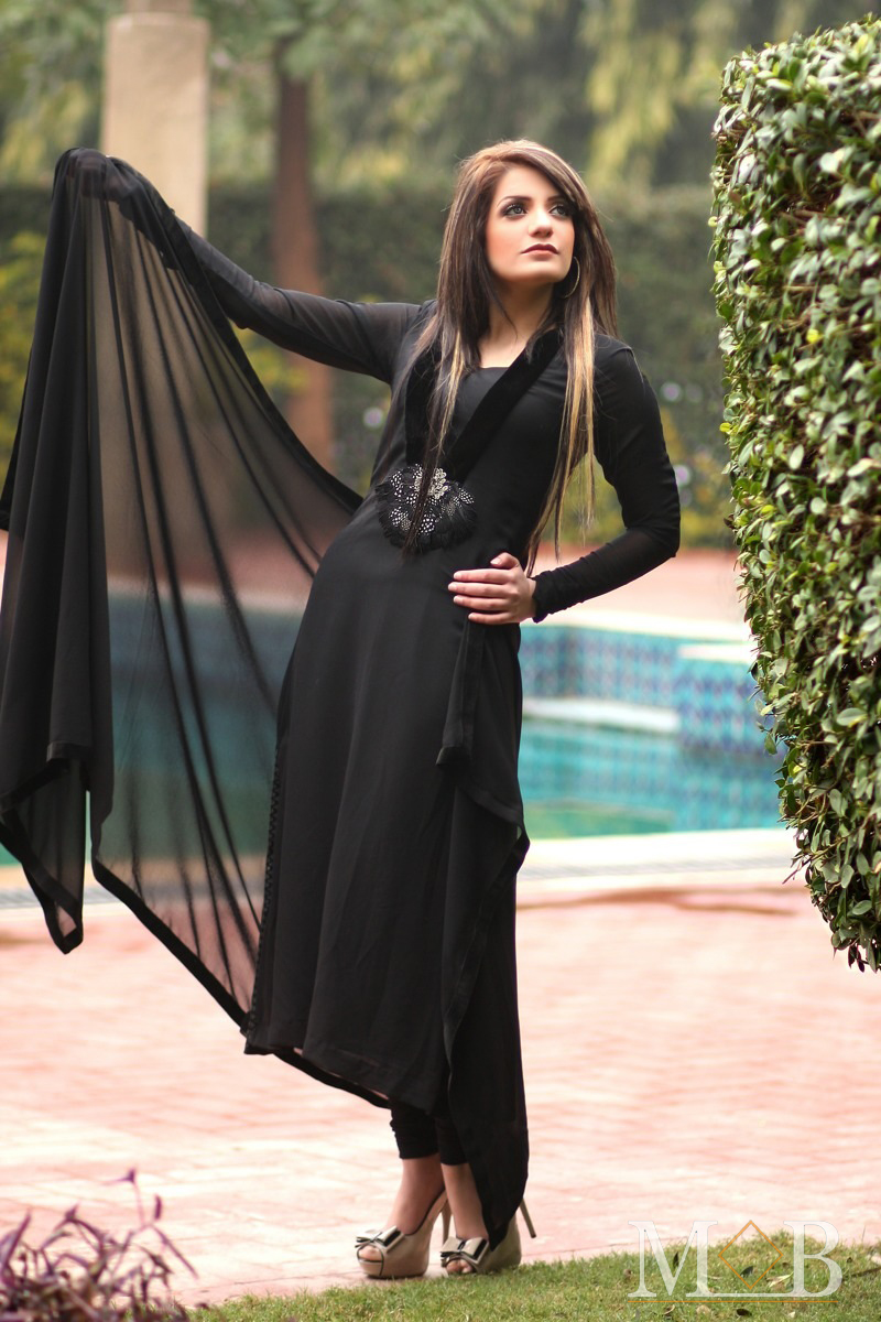 A.T.R PRODUCTION MODELING AGENCIES IN LAHORE Model Nimra butt