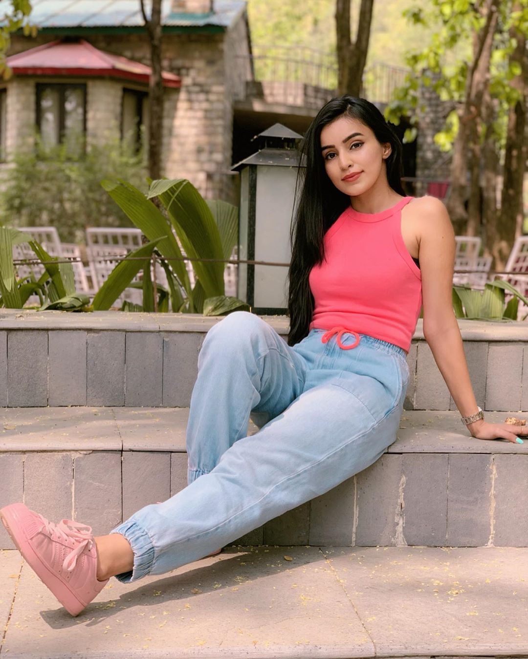 Kitika Sharma pic