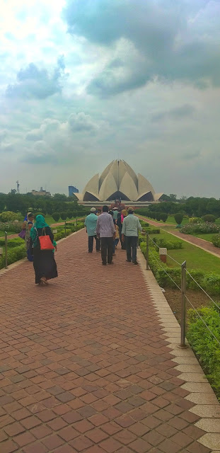 lotus temple which religion, bahaism, bahaullah, lotus temple religion, lotus temple belongs to which religion, closing time of lotus temple, lotus temple is of which religion, is lotus temple open today, tourist places in delhi, shiv sangal