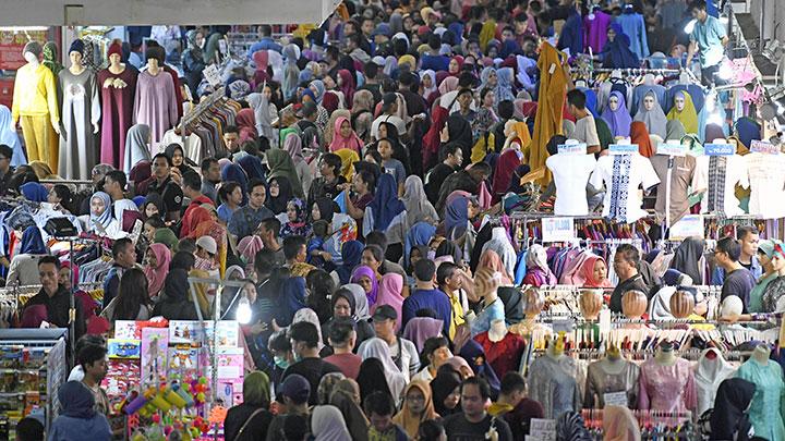  Pasar  Tanah  Abang  Jakarta Pusat Grosir  Terbesar di  Asia 