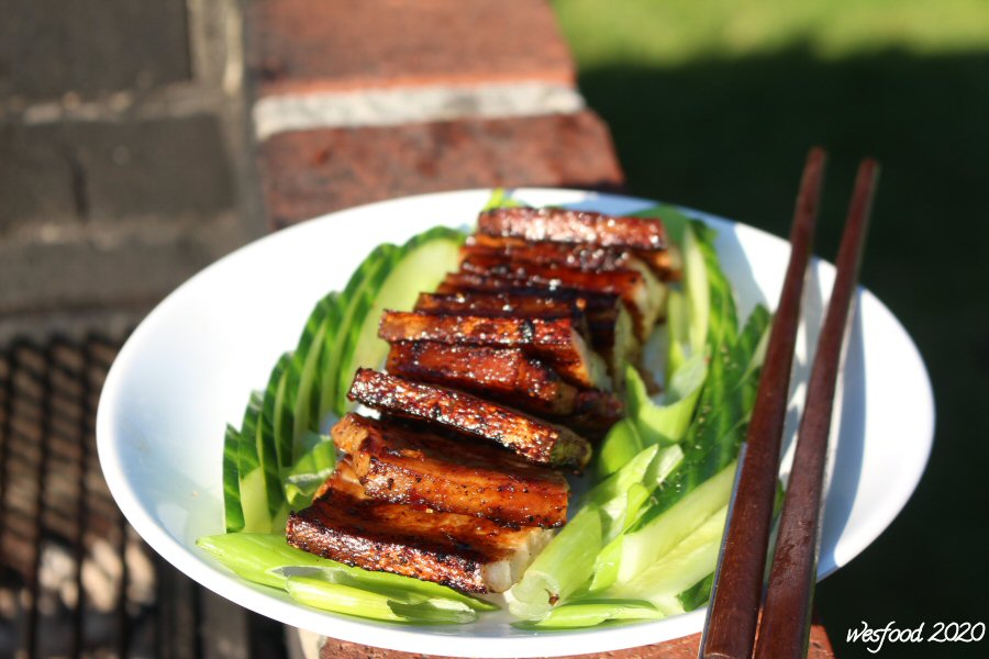 WesFood - Herr Westerhausen kocht ...: Pikanter Schweinebauch nach ...