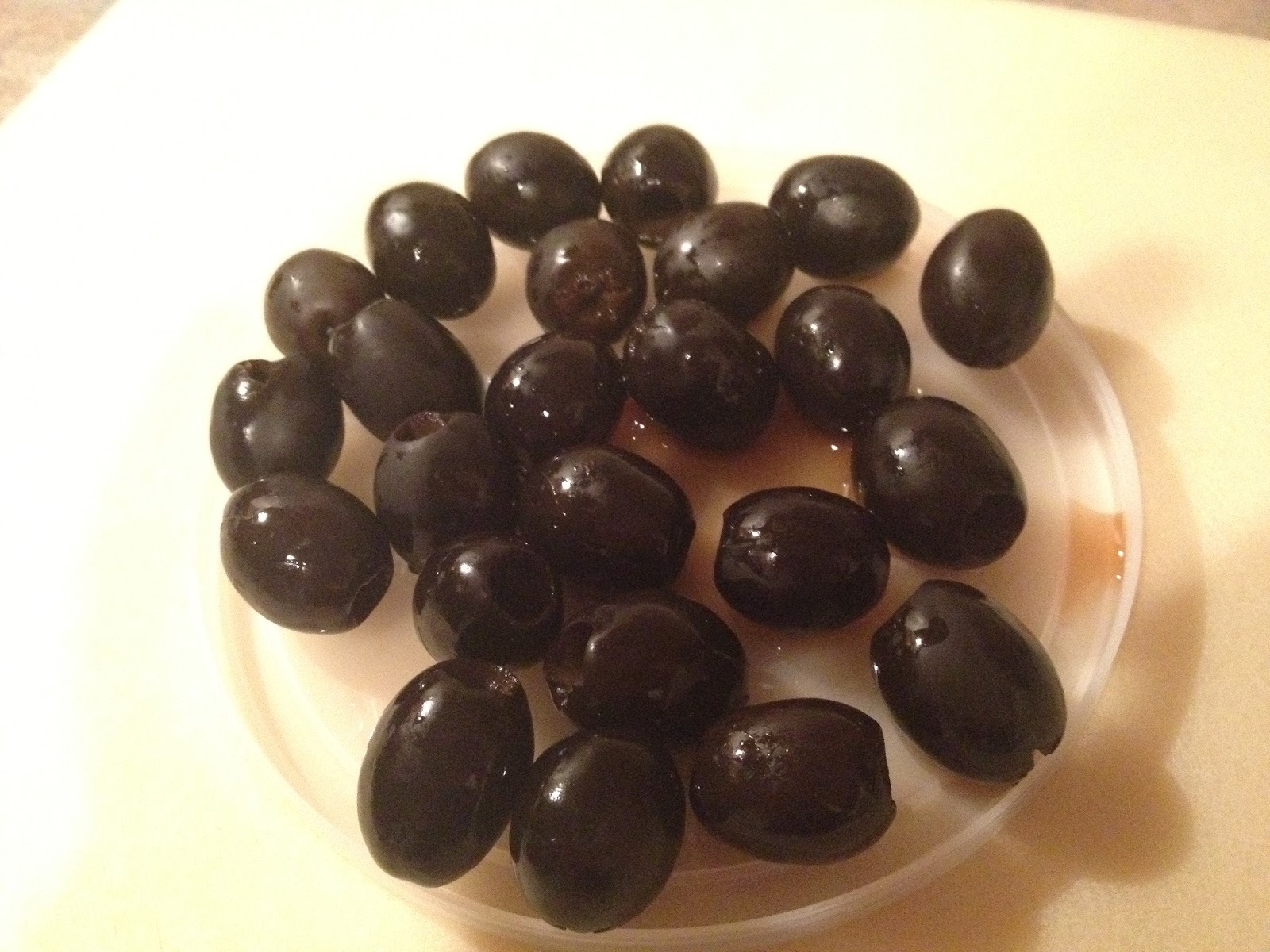 The Busy Broad The Trick To Cutting Olives Easily