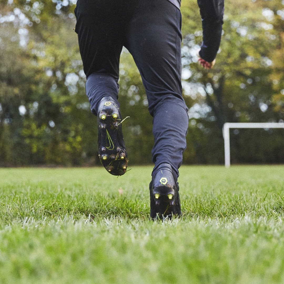 crampon nike anti clog